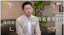 美女张开腿